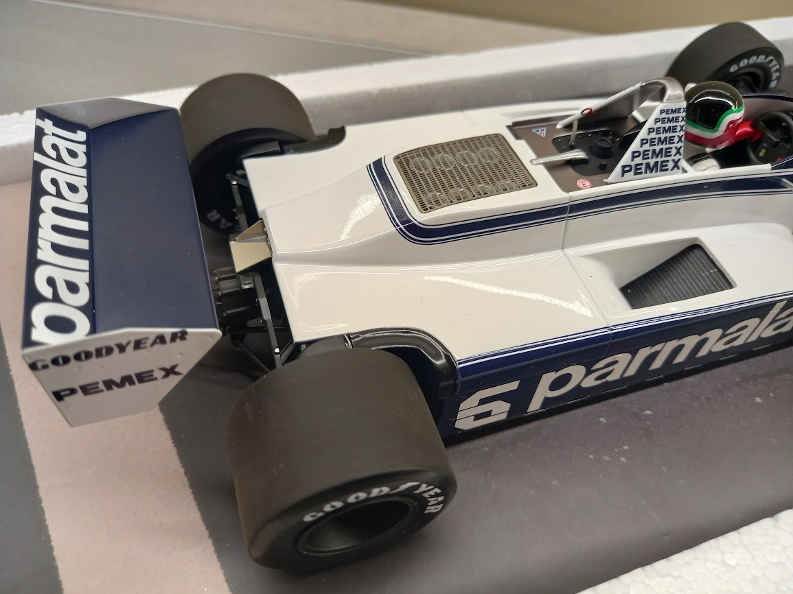 F1 BRABHAM FORD BT49C HECTOR REBAQUE 1981 MINICHAMPS 1:18 - 12