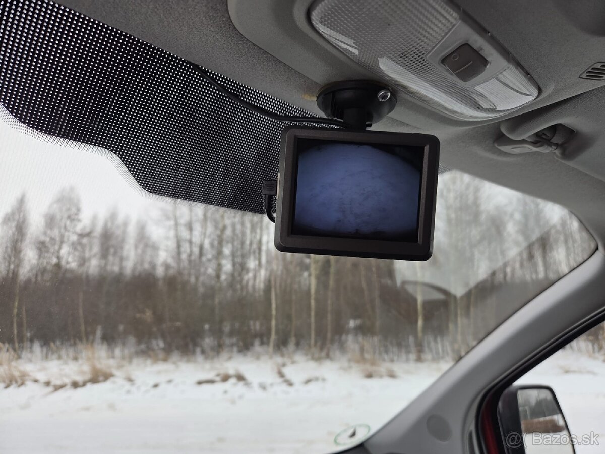 Predám dodávku Ford Transit Custom L2 H1 - 12