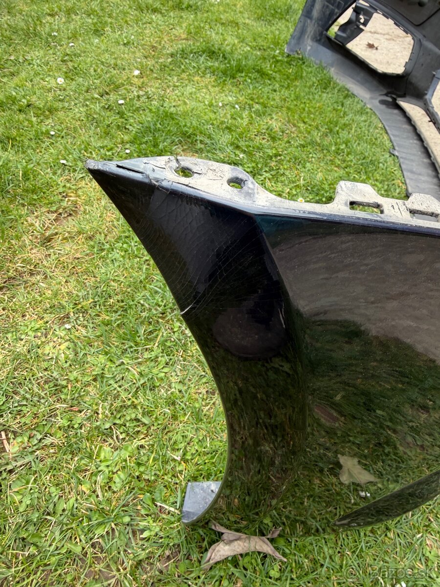 Audi A6 C8 Predný nárazník - 12