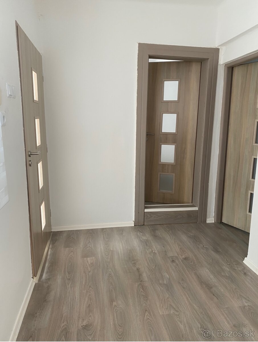 Na predaj 3 izbový rodinný dom s krásnym pozemkom - 12