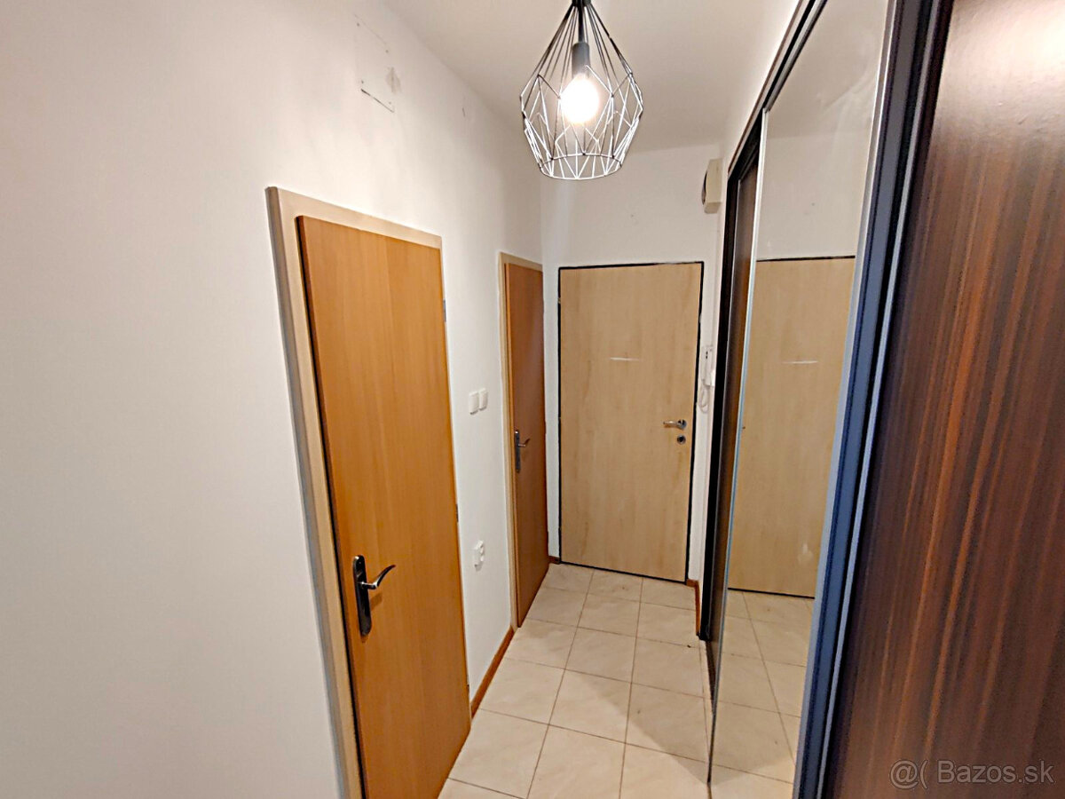 Zaujímavý TEHLOVÝ 2 i. Pohradová (Ďumbierska), OV, LO, 2p - 12