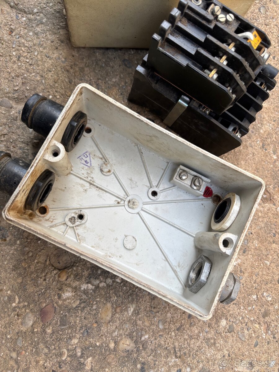 Elektro materiál retro - 12