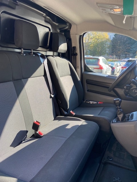 Predám Peugeot Expert 2.0 HDi – spoľahlivá dodávka - 12