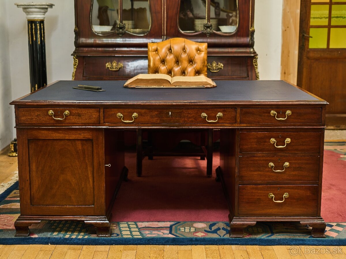 Veľký anglický písací stôl. Obojstranný - 12