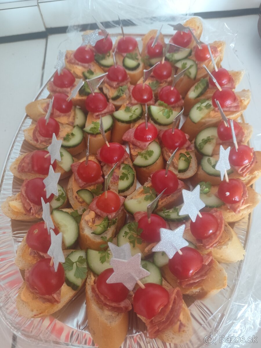 Obložené misy - 12