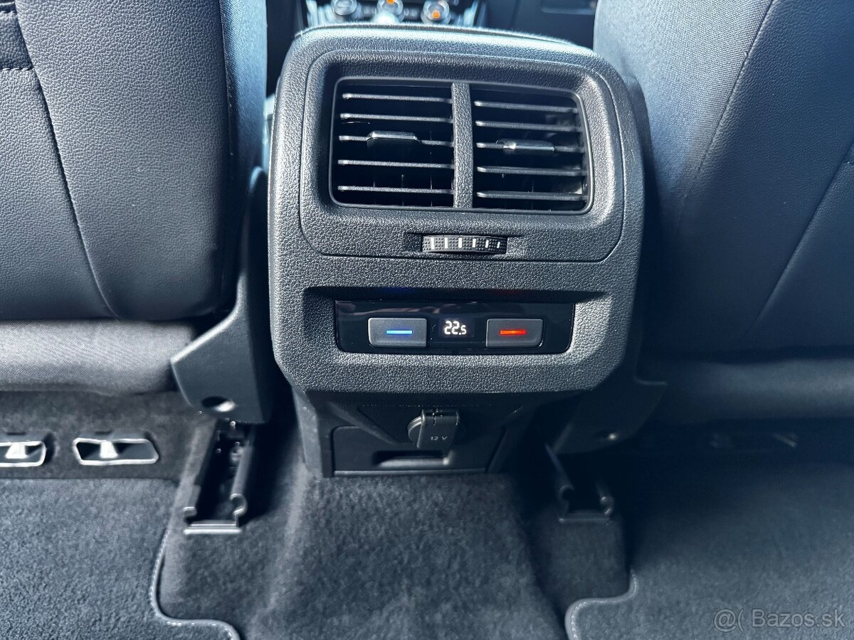 VW Touran R-Line TSi 110kw DSG 7 miestny,LED IQ.Light/PANO - 12