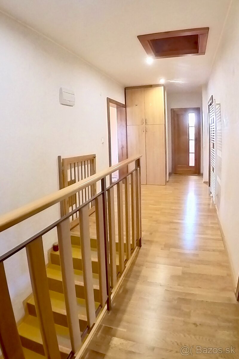 Predám rodinný dom Poprad, Hozelec - 12