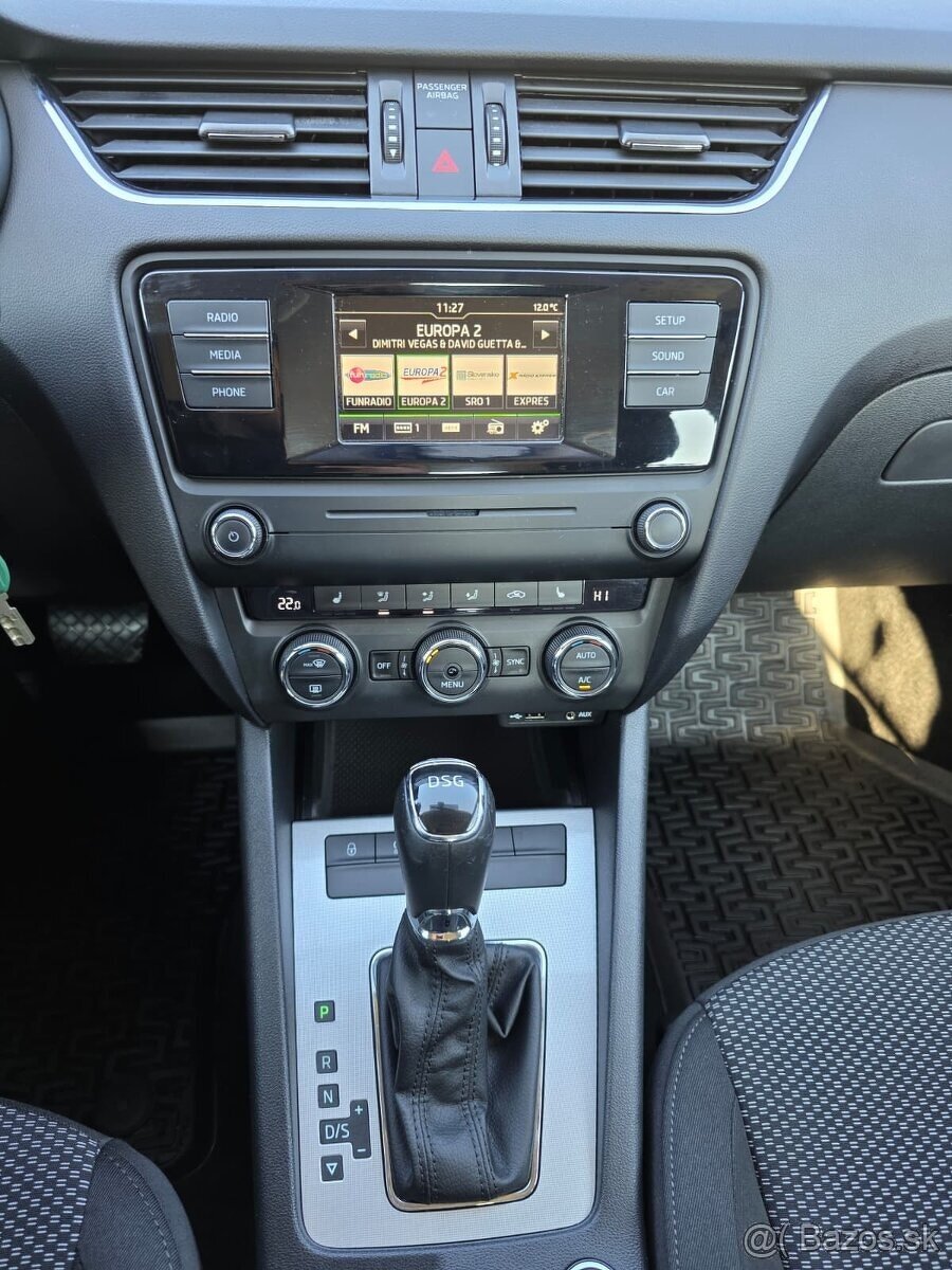 Škoda Octavia III 1.6 TDI DSG - 12
