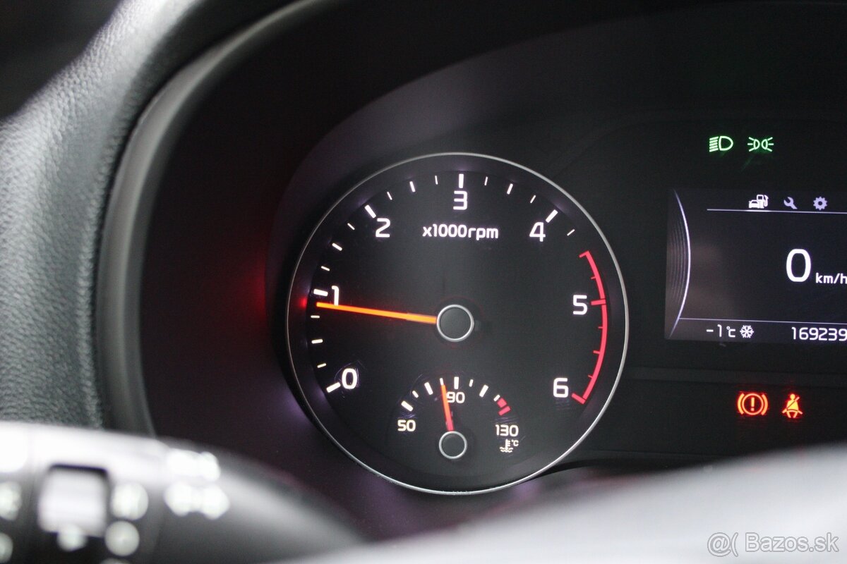 Kia Sportage 1.7 CRDi 2WD Gold - 12