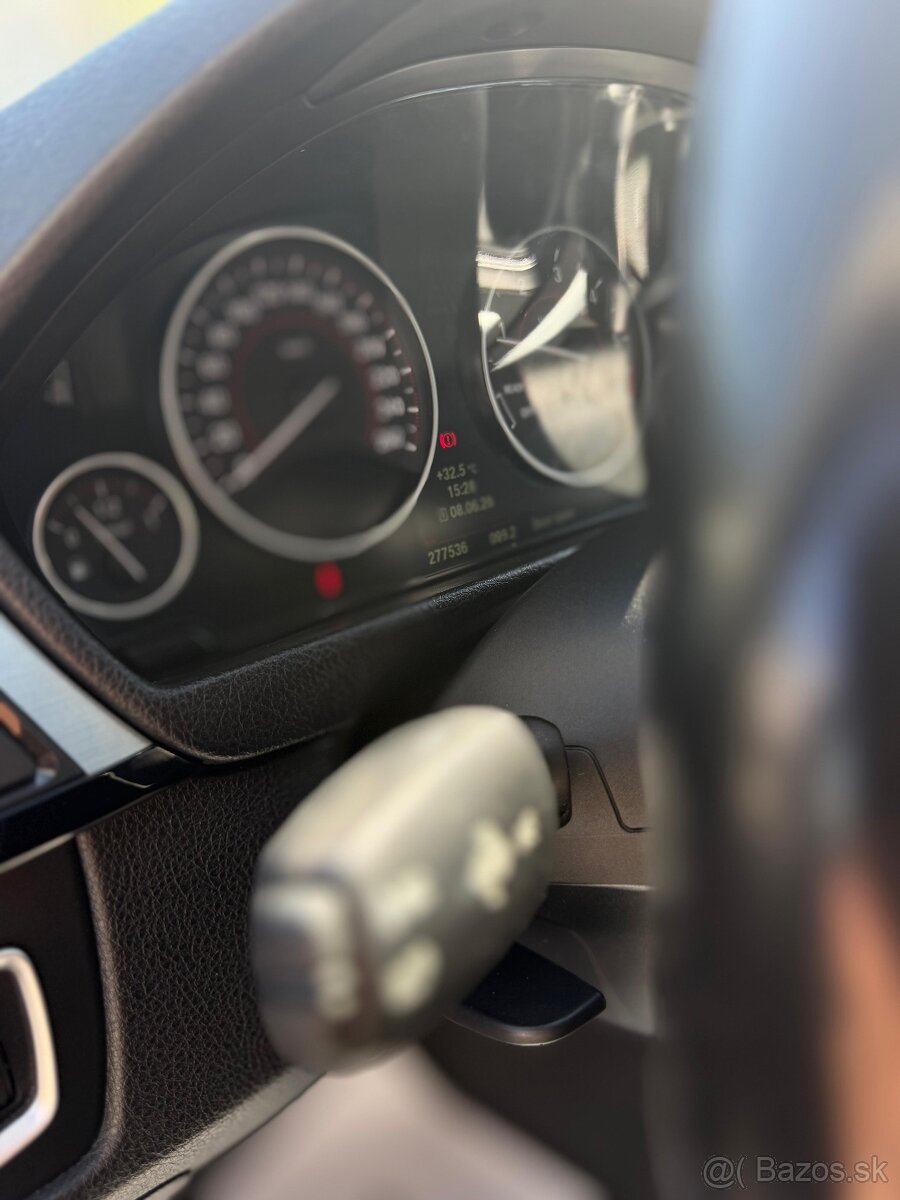BMW 320d Touring A/T | 135 kW | Automat | TOP stav - 12