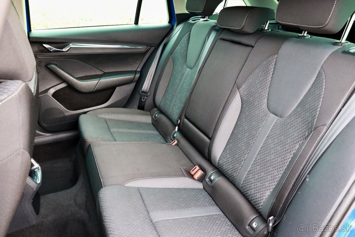 Octavia Combi 2.0 TDi First Edition rok 2021 - 12