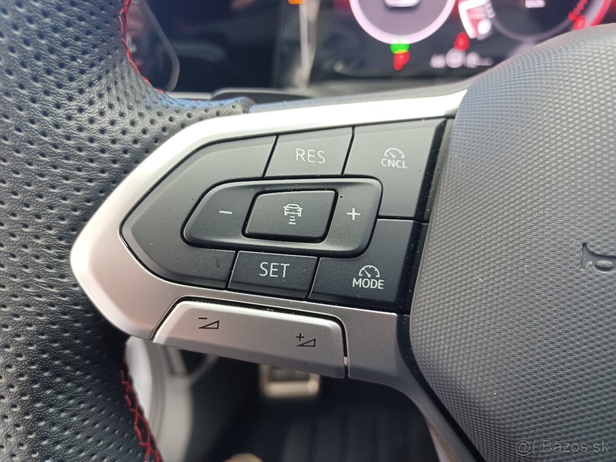 VW Golf GTI 2.0 TSI 265k DS7 - 12