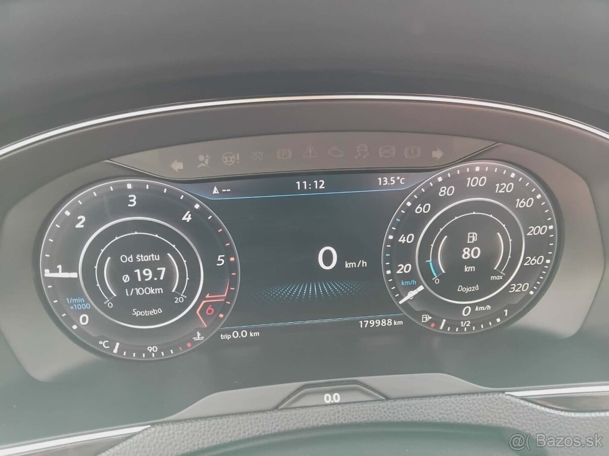 Volkswagen Passat B8 2.0TDI 4MOTION - 12