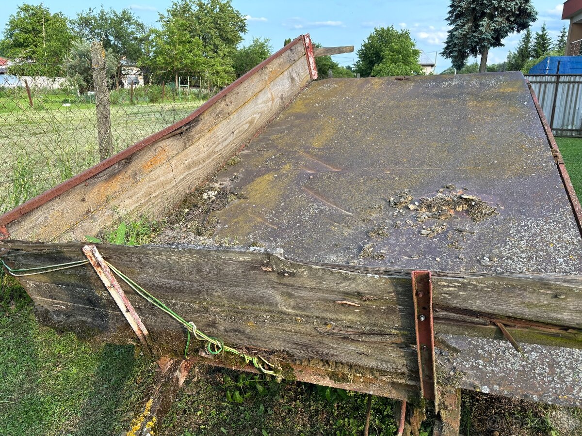 Predám obojstranne vyklápaciu vlečku za traktor - 12