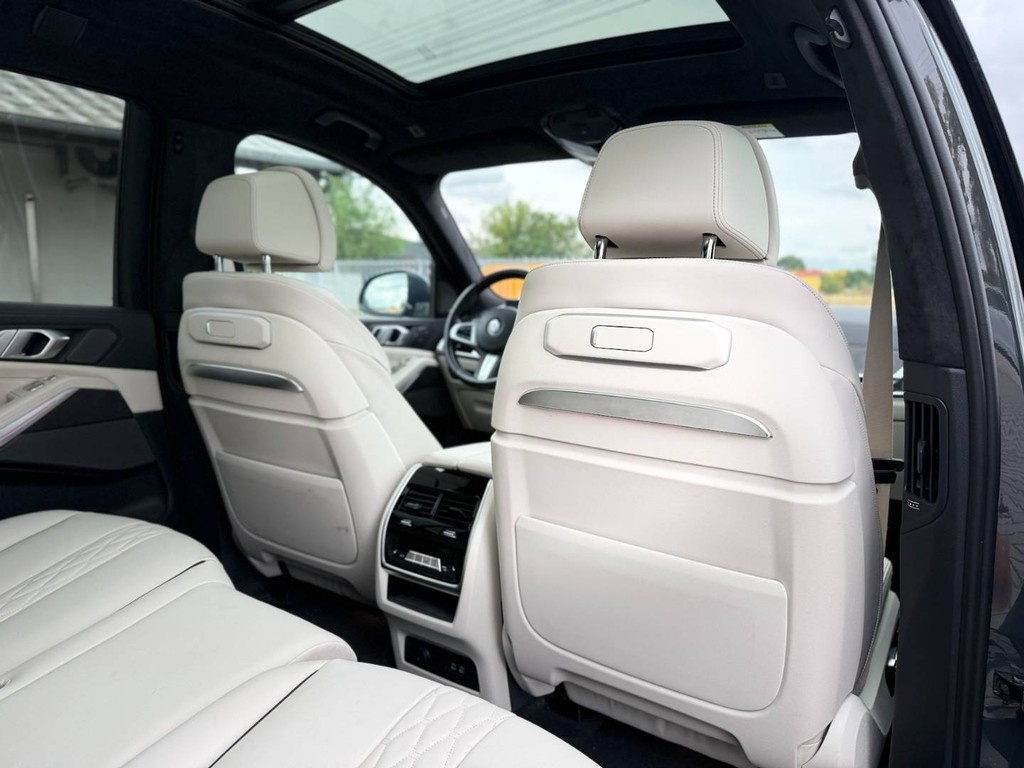 BMW X7 xDrive 40d M Sport / PANO / 7 MIEST - 12