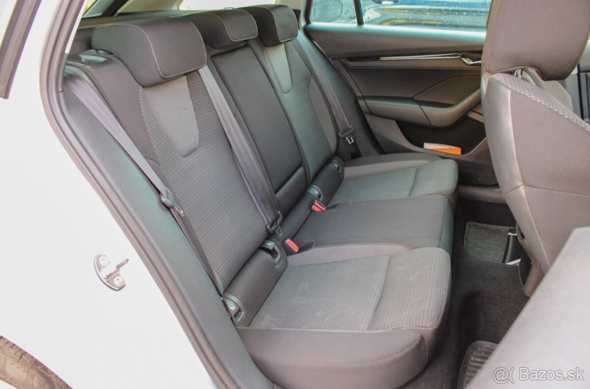 Škoda Octavia Combi 2.0 TDI SCR - 12