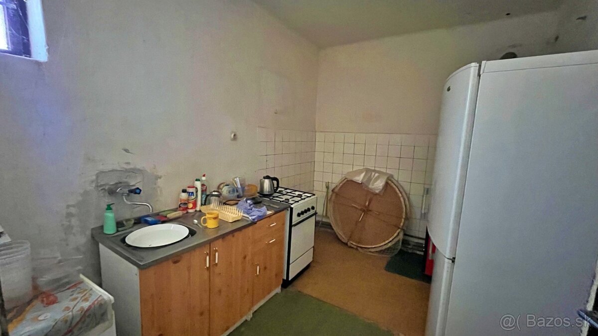 Na predaj 3-izbový rodinný dom v obci Trávnik - 12