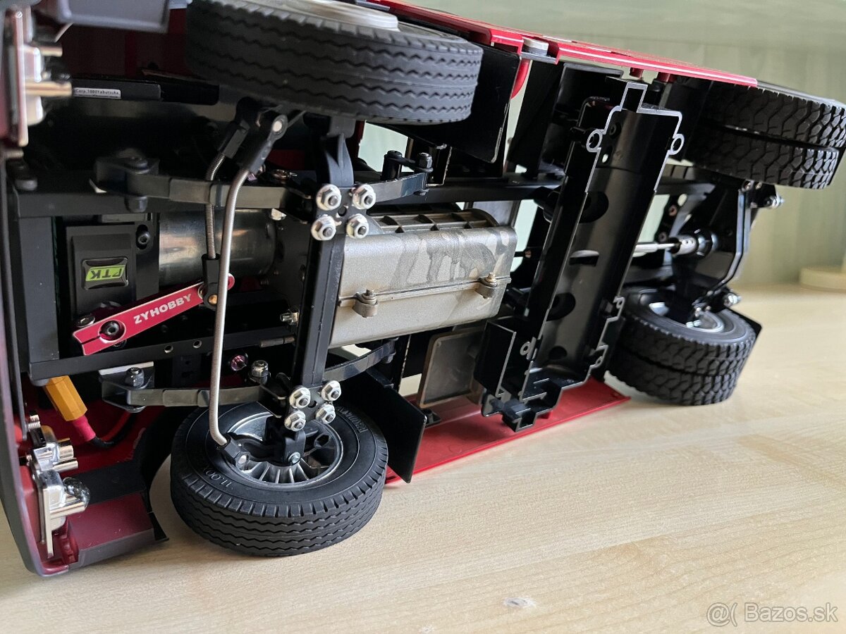 Tamiya Volvo FH12 Globetrotter 420 - nová stavebnica - 12