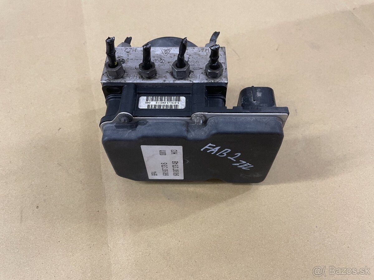 škoda fabia 2 klima alternator servo čerpadlo bcm spinačka - 12