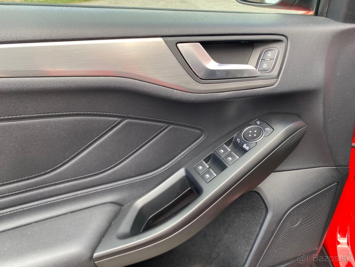Ford Focus Turnier 1.5 EB Titanium 1. majitel 11/2019 - 12