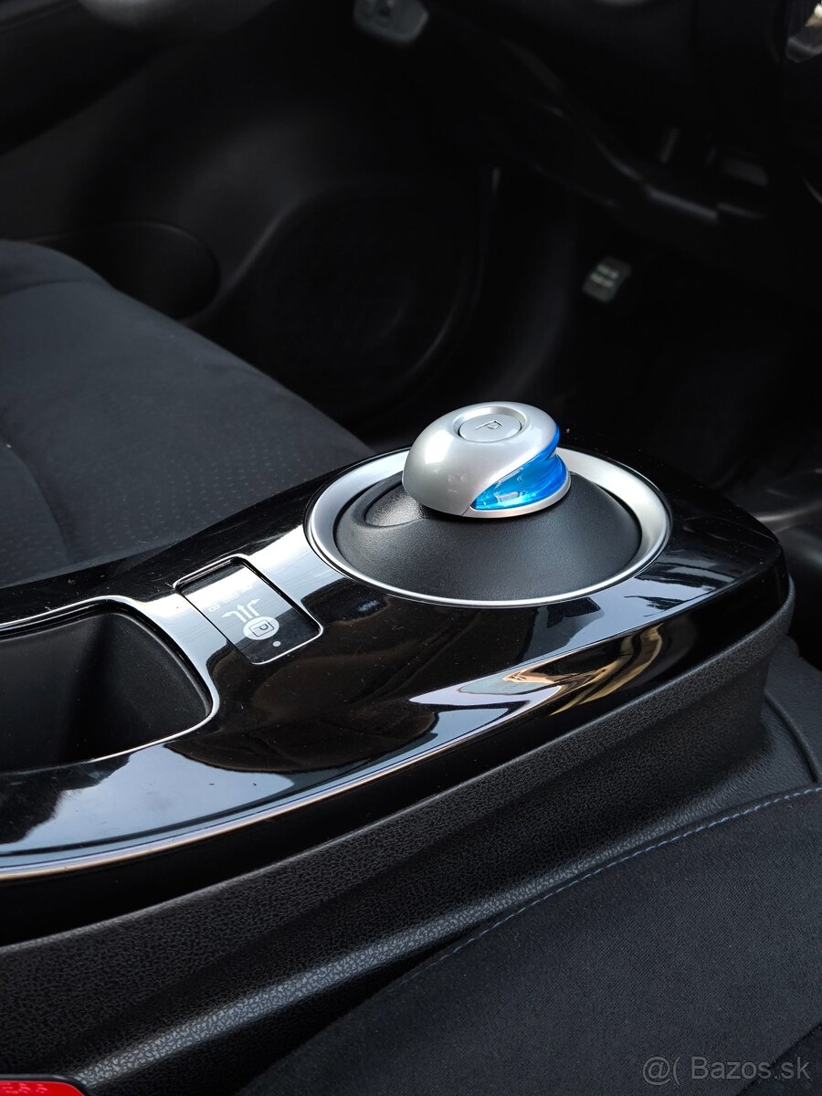 predám Nissan Leaf 30KWH 2017 + tep. čerpadlo - 12