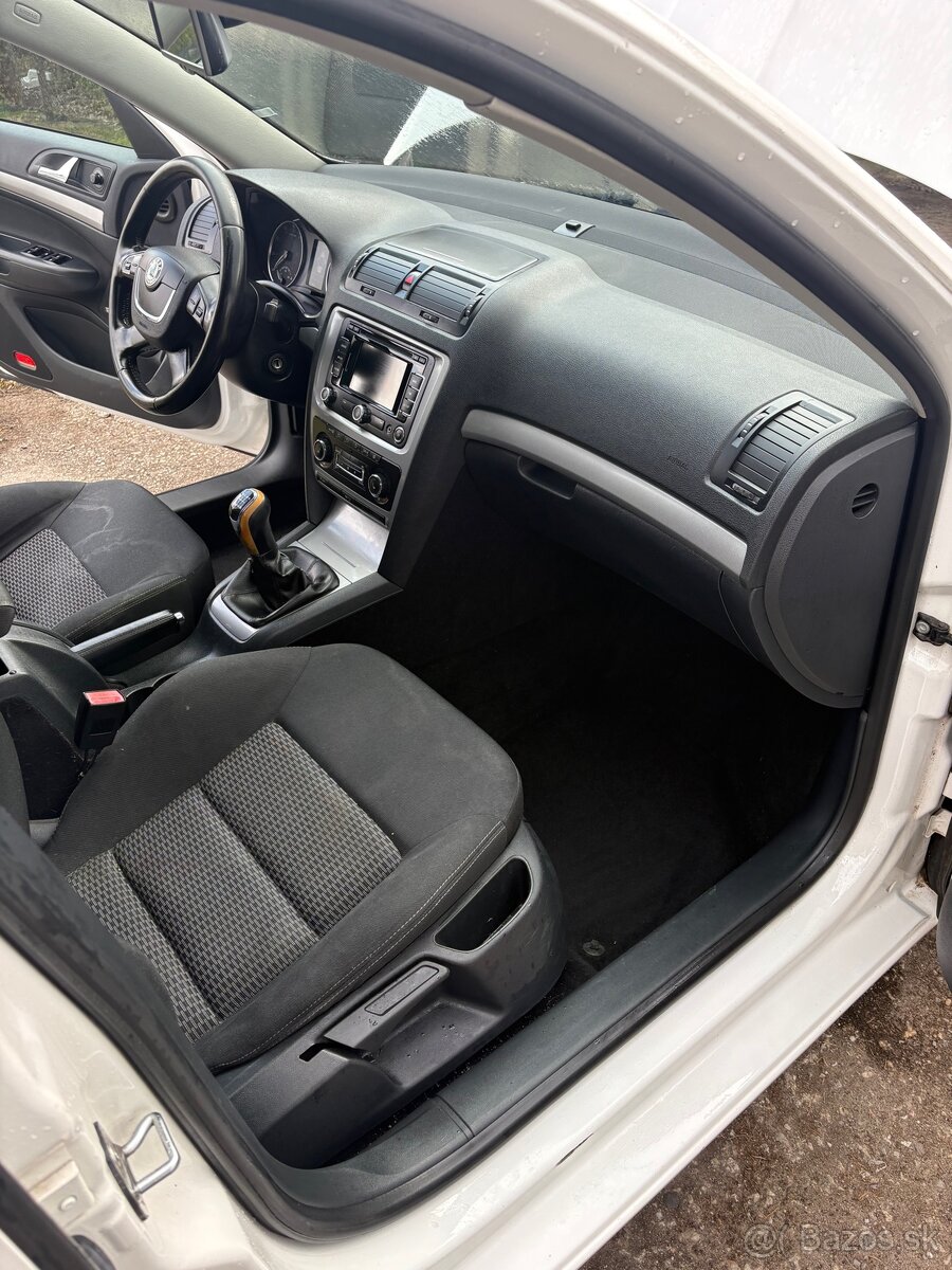 Octavia 2 FL combi - 12