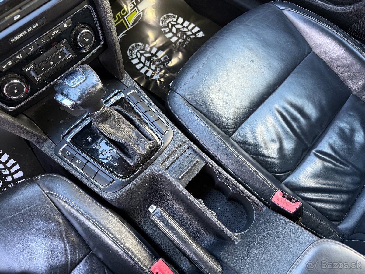 Škoda Superb Combi 2.0 TDI CR 170k Elegance DSG - 12