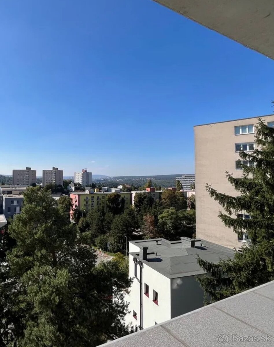 BEZ PROVÍZIE RK - 3izb NOVOZARIADENY byt Kramare 87m2 - 12