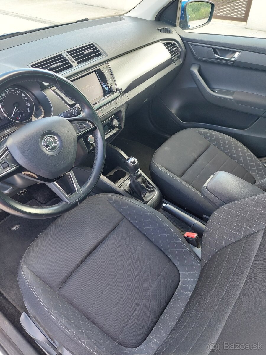 Škoda Fabia combi III 1.2 TSI 81kw 110k Style - 12