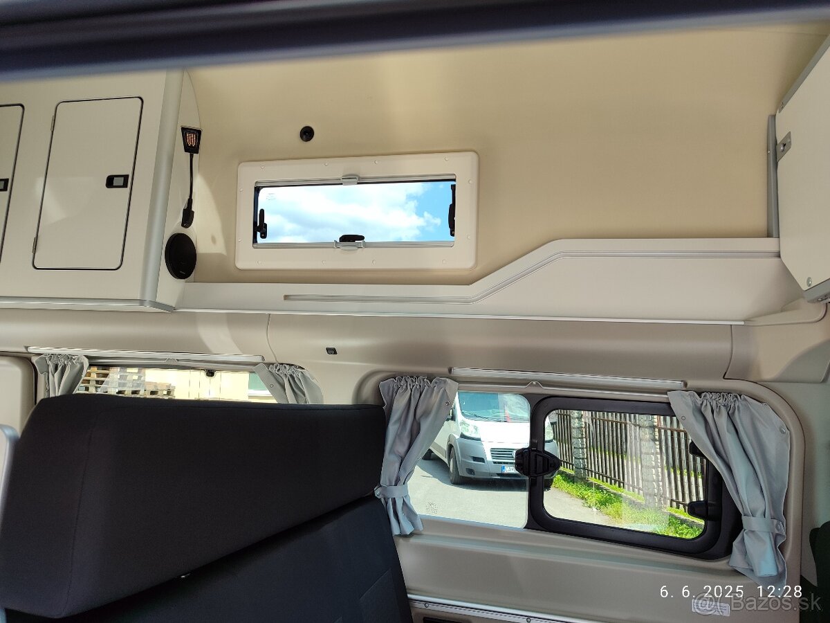 Autokaravan Ford transit custom Nugget - 12