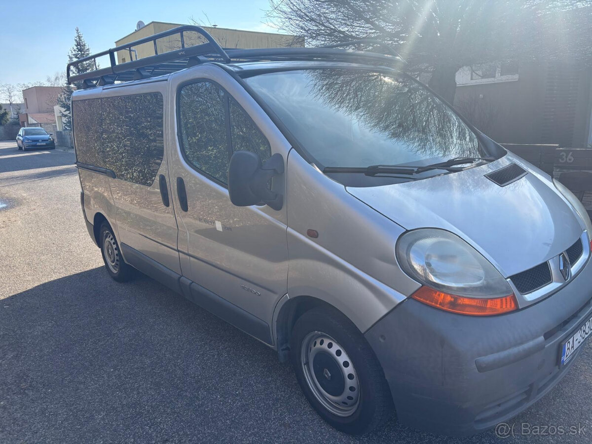 Renault Trafic - 12