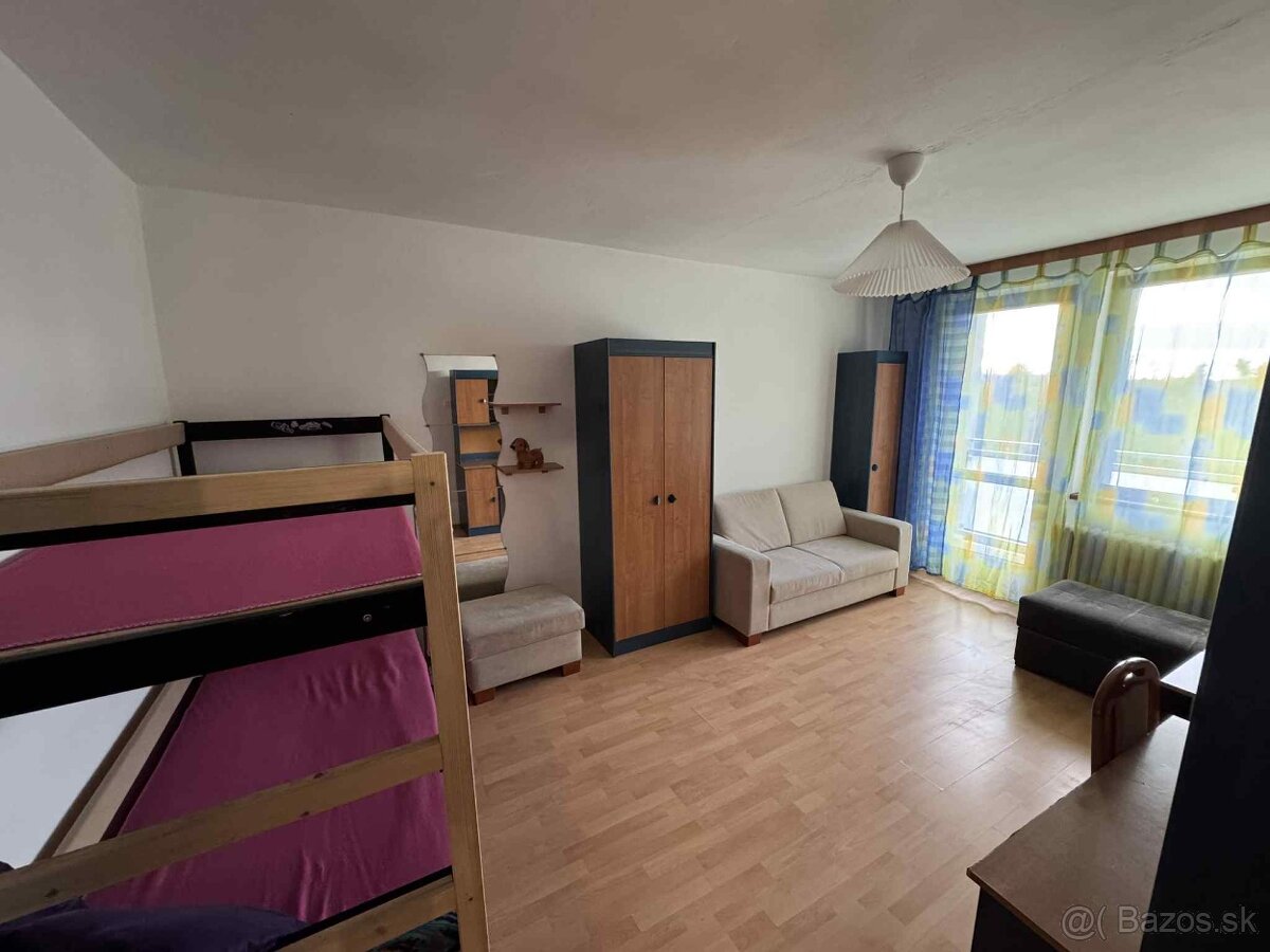 Prenájom 3 izbového bytu - 12