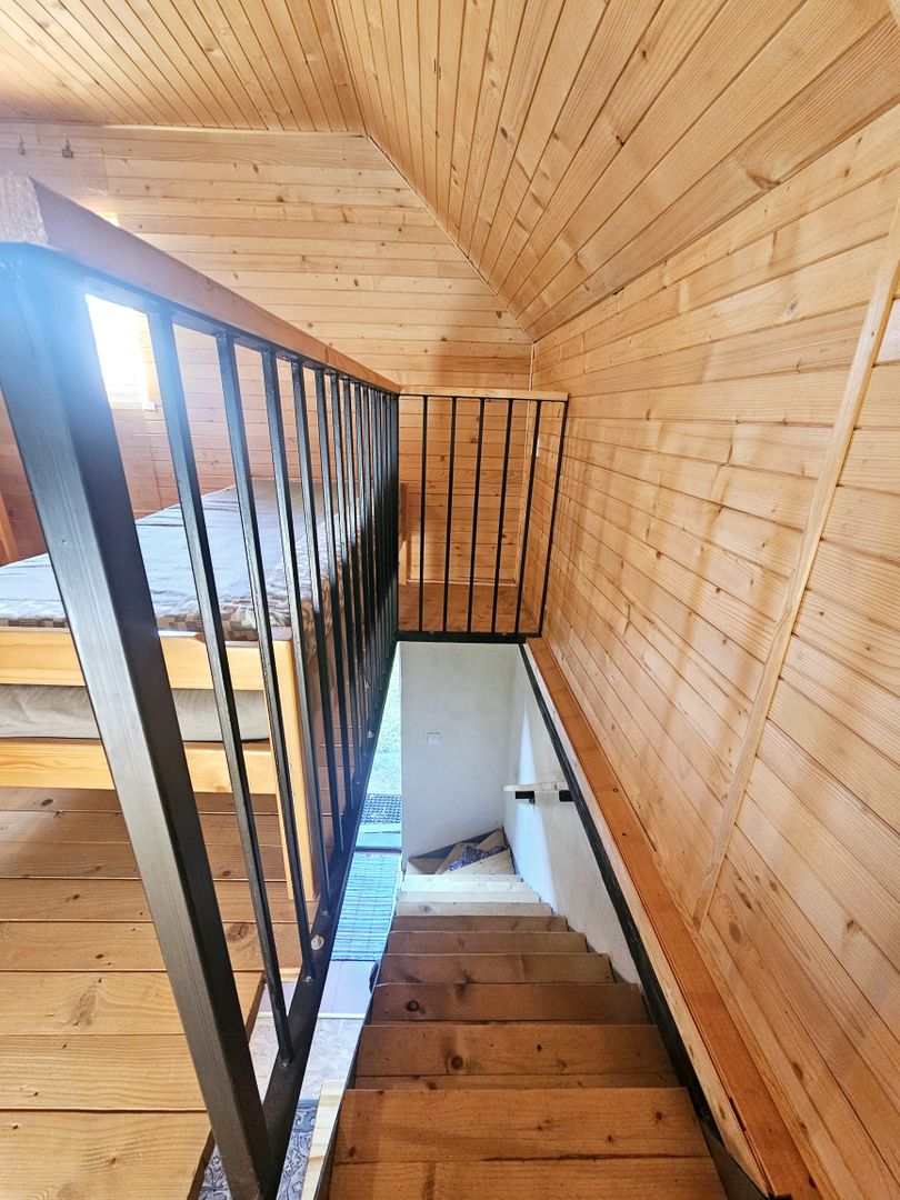 Rezervované Na predaj murovaná dvojpodlažná chata, Čermel, K - 12