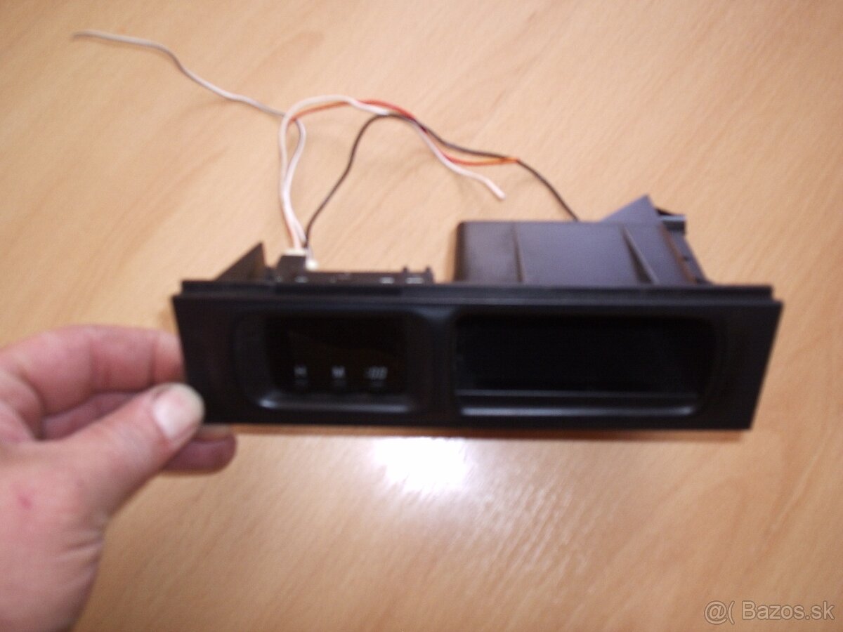 Suzuki Jimny plasty interiéru - 12