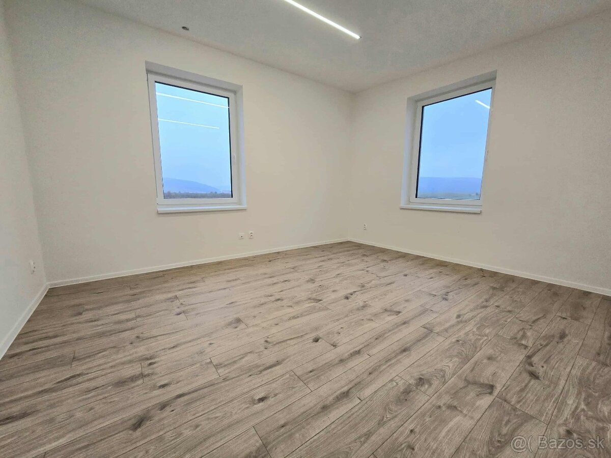Na predaj moderná 4-izbová novostavba obec Svinia - 12