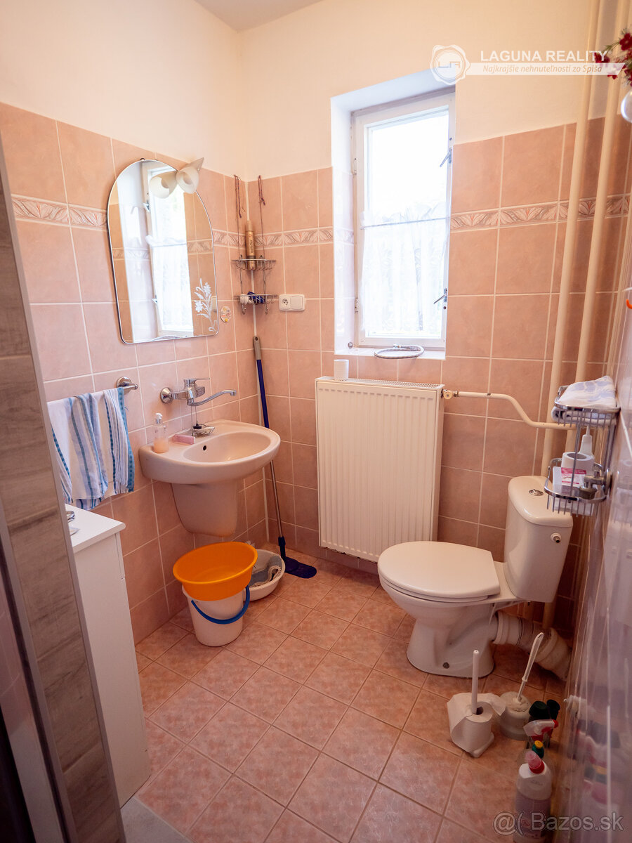 Rodinný dom Krompachy s garážou - Turistická ulica - 12