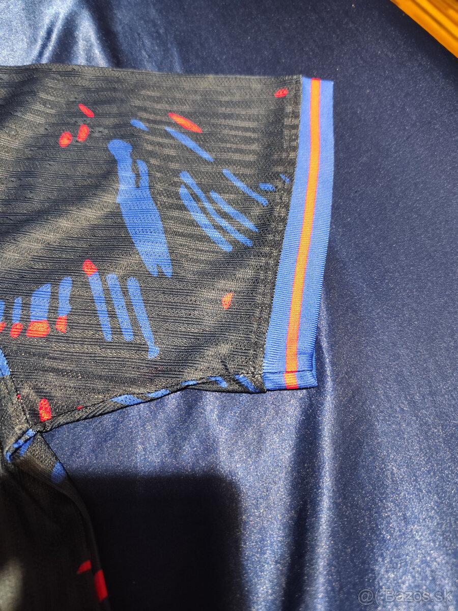 Dres Fc Barcelona Hráčsky Čierno-Modro-Červený Unikátny - 12