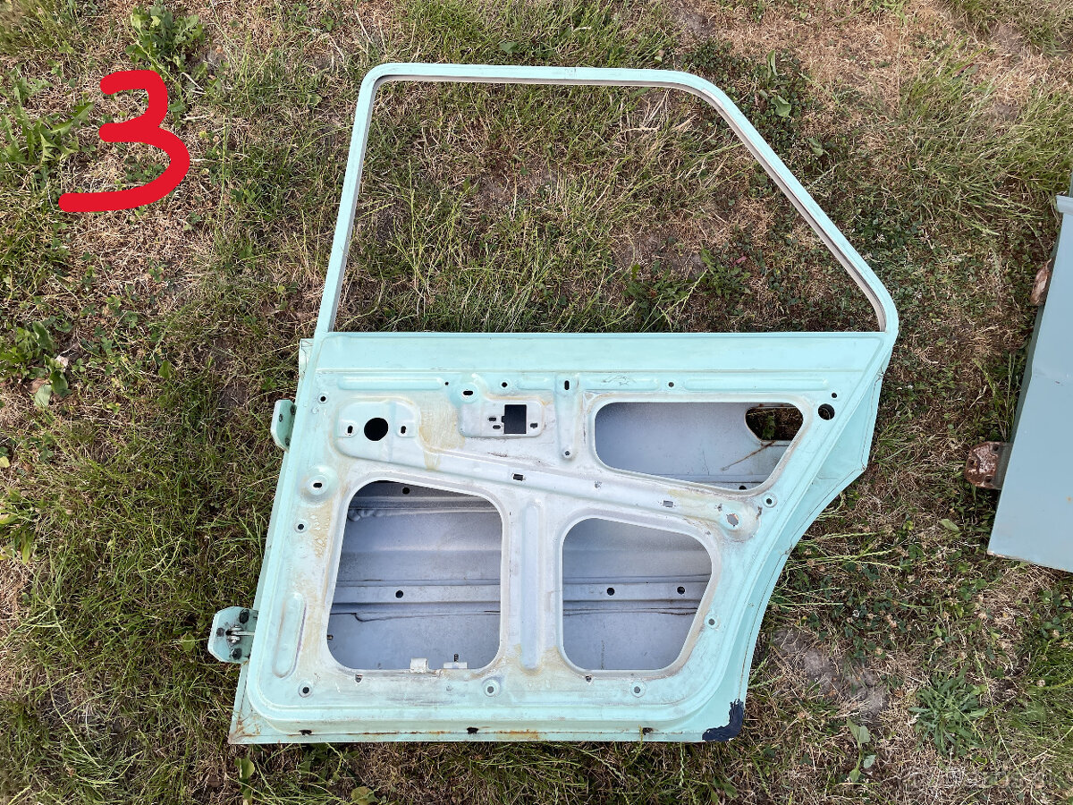 Dvere na Škoda 105,120,125,130,136 GL - 12