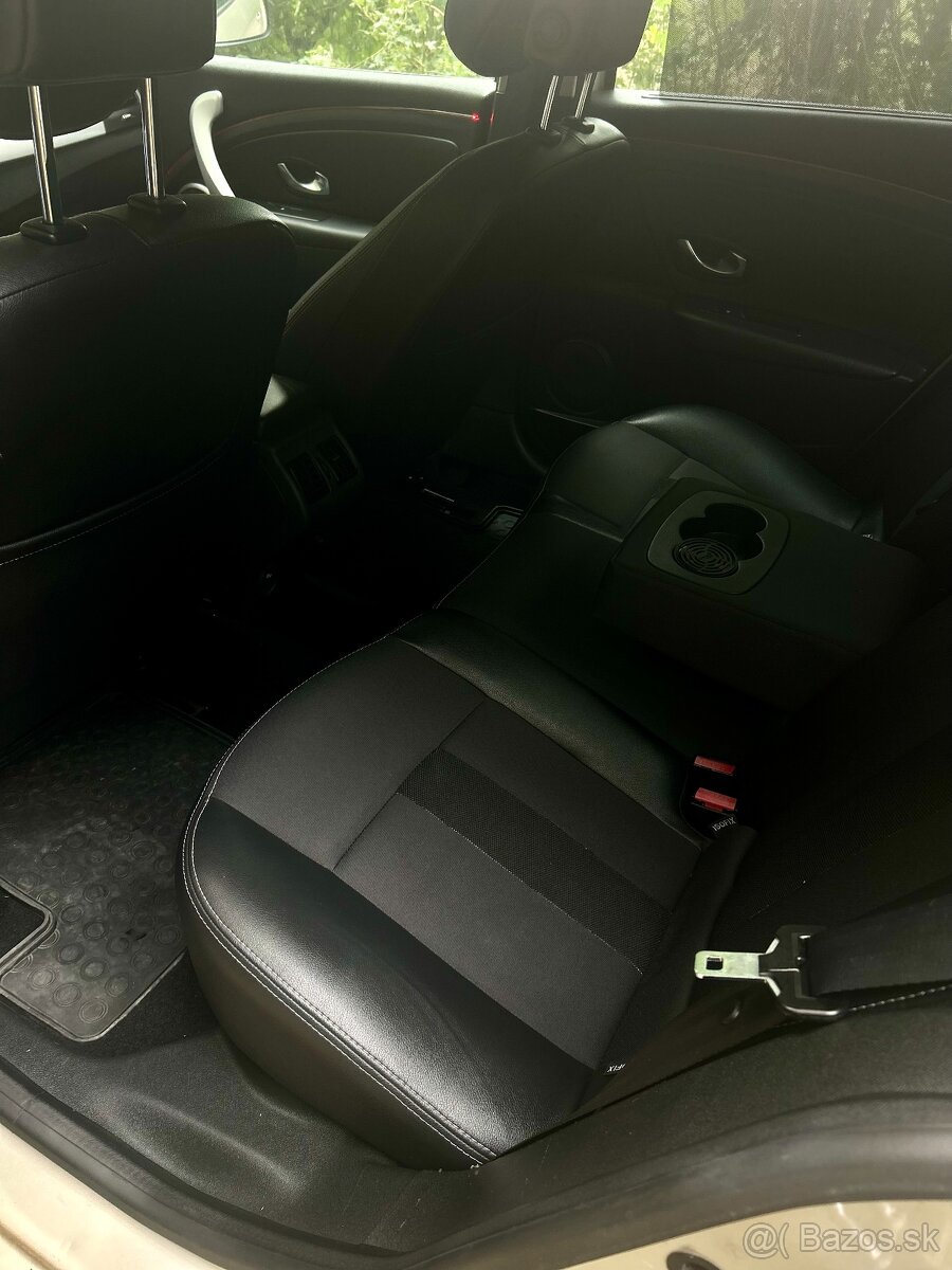 Renault Fluence 1.6 benzín, STK/EK platná 11/2026 - 12