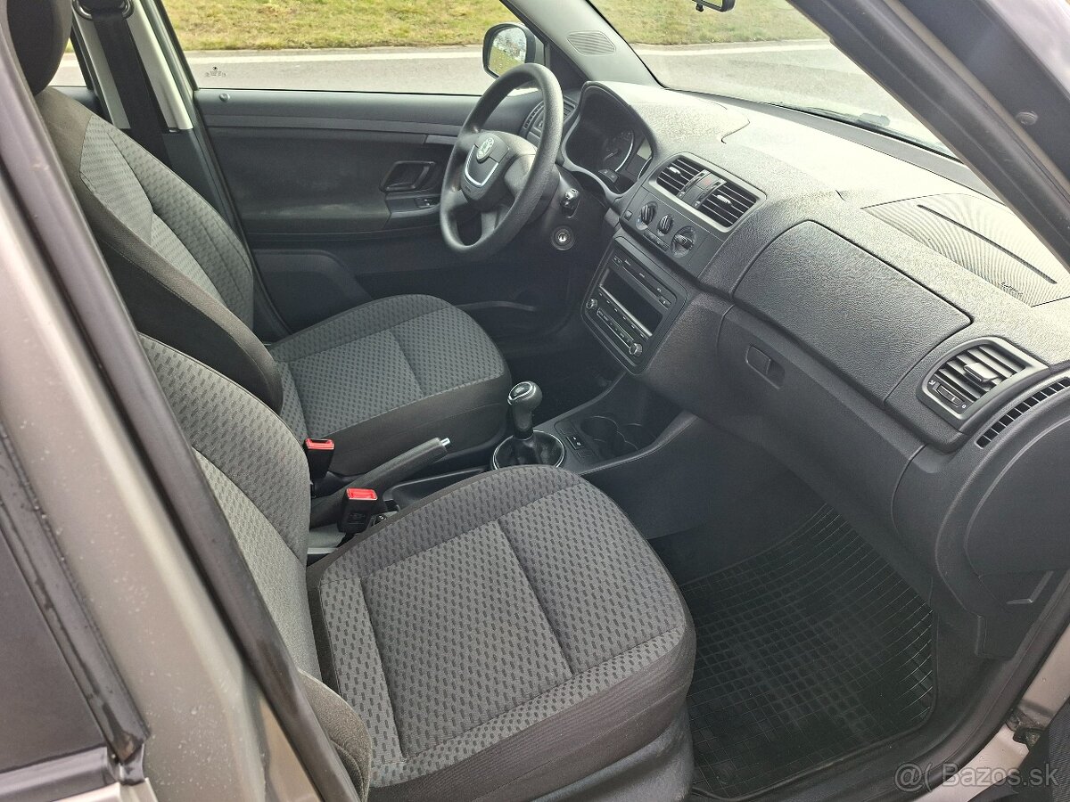 Škoda Fabia 1.2 HTP - 12