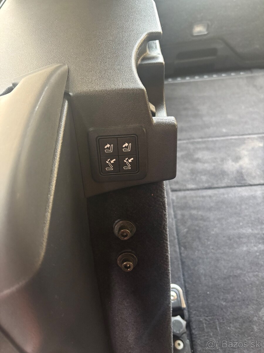 Range Rover Sport HSE 3.0D 7-miestny - 12