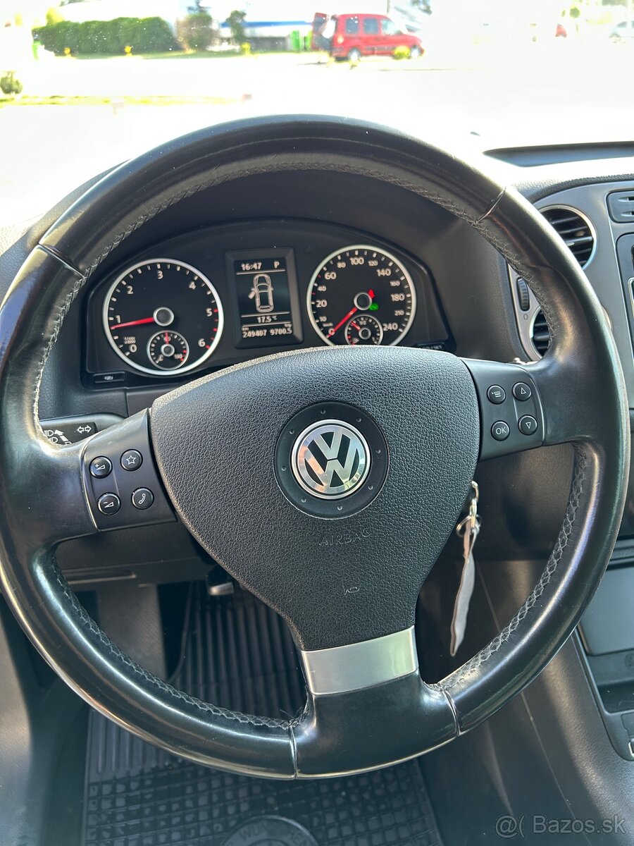 Volkswagen Tiguan 2.0 TDI 4x4 Automat 103 kW – R.v. 2009. - 12