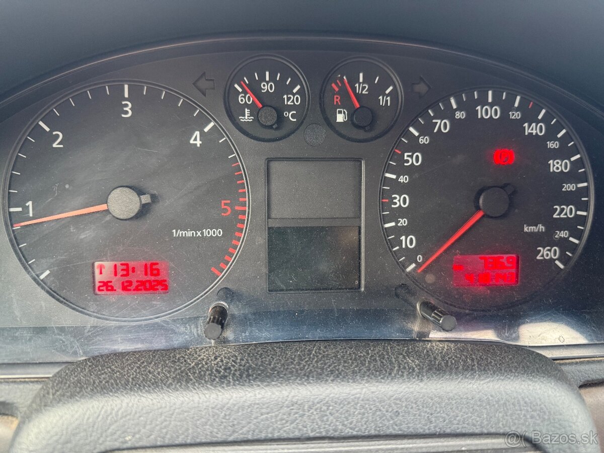 Audi a4 b5 quattro 1.9 81kw - 12