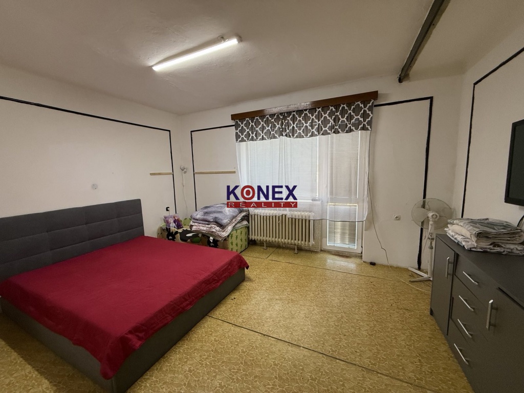 NA PREDAJ – rodinný dom Leles - 12