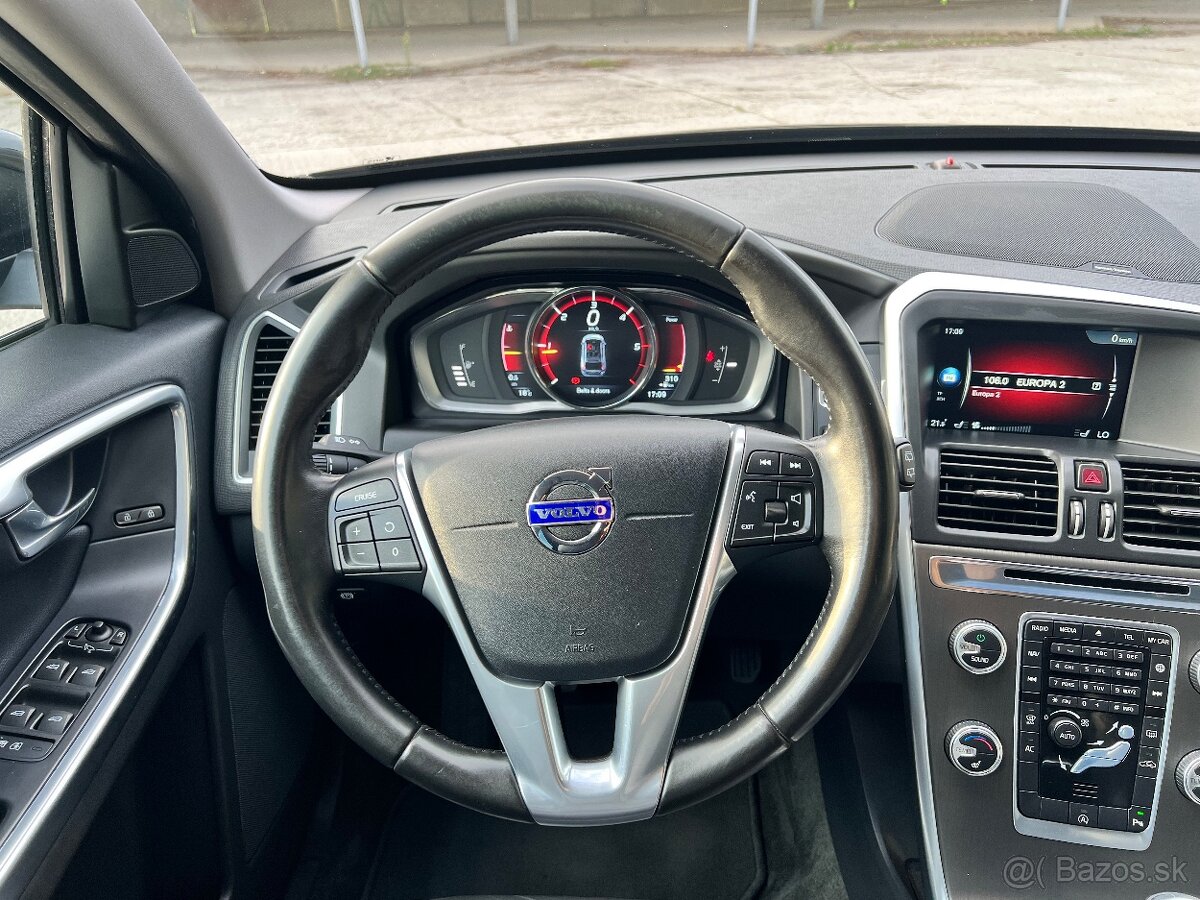 Volvo XC60 2.0 D4 Summum - 12