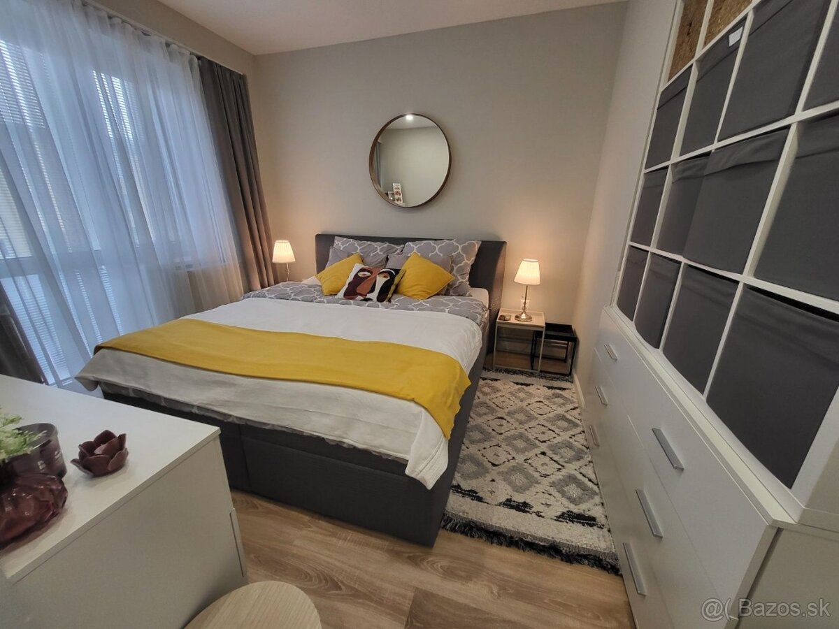dizajnérkou zariadený, tehlový 3 - izbový byt, Trenčín - 12