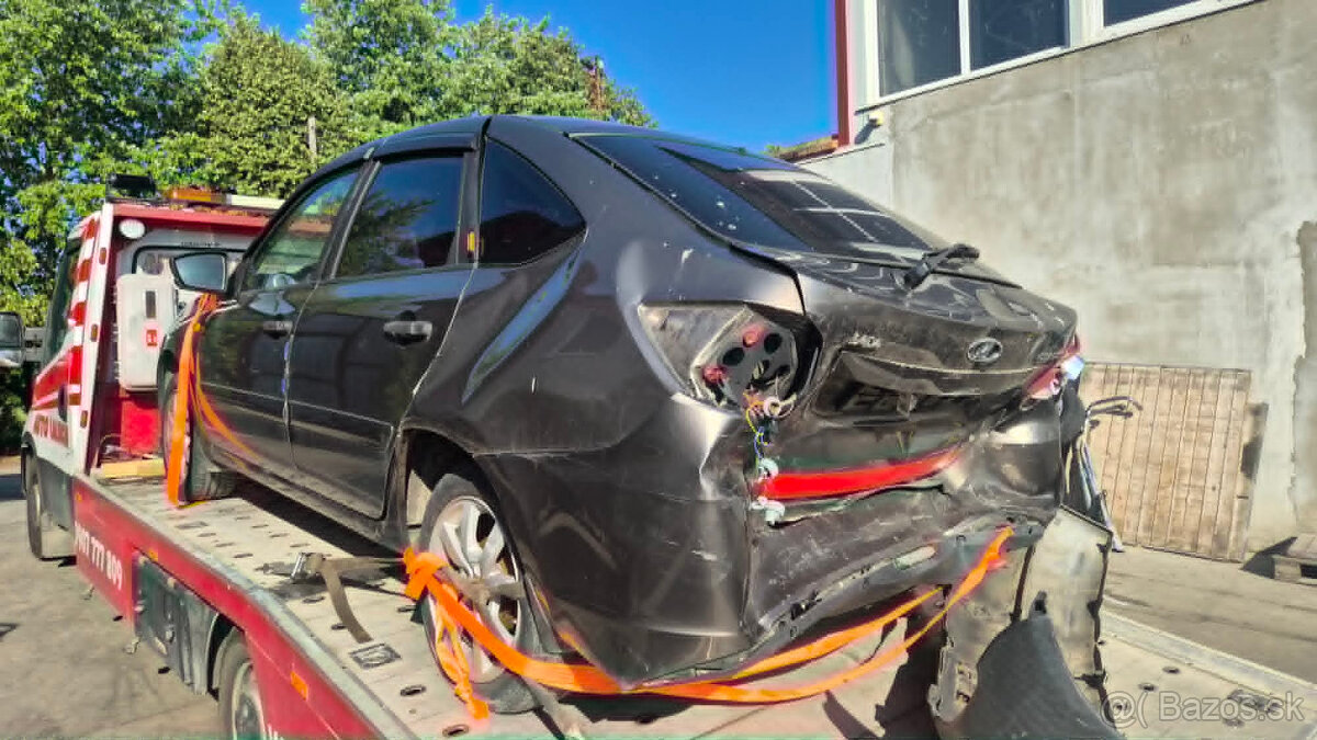 Lada Granta 1,6i 72kw - 12