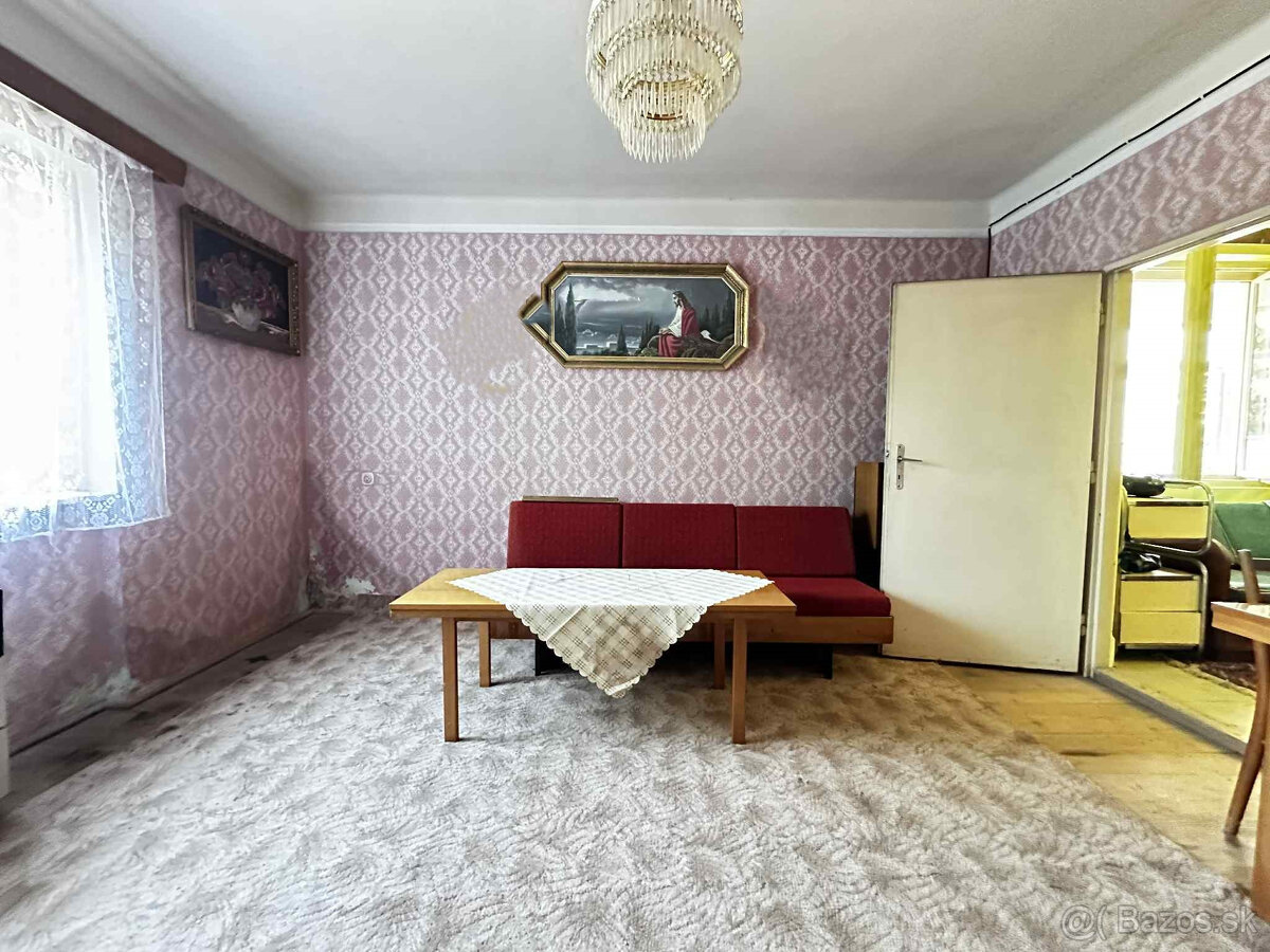 Na predaj starší rodinný dom s veľkým pozemkom v obci Duna - 12