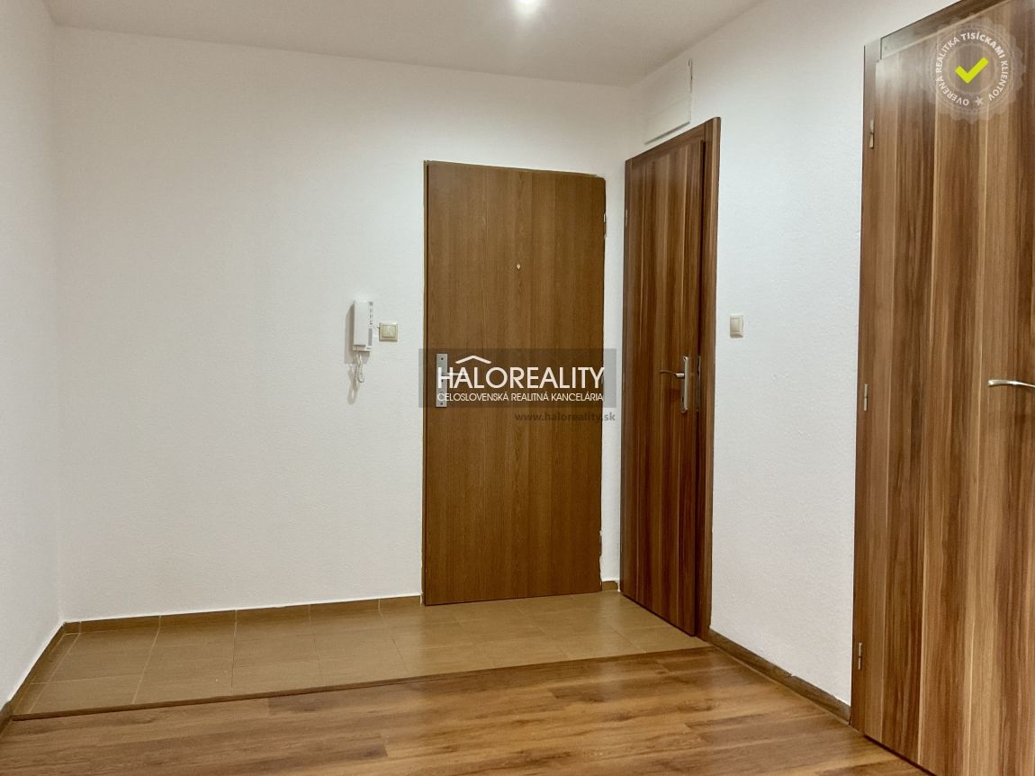 HALO reality - Predaj, trojizbový byt Očová, veľkorysý a sln - 12