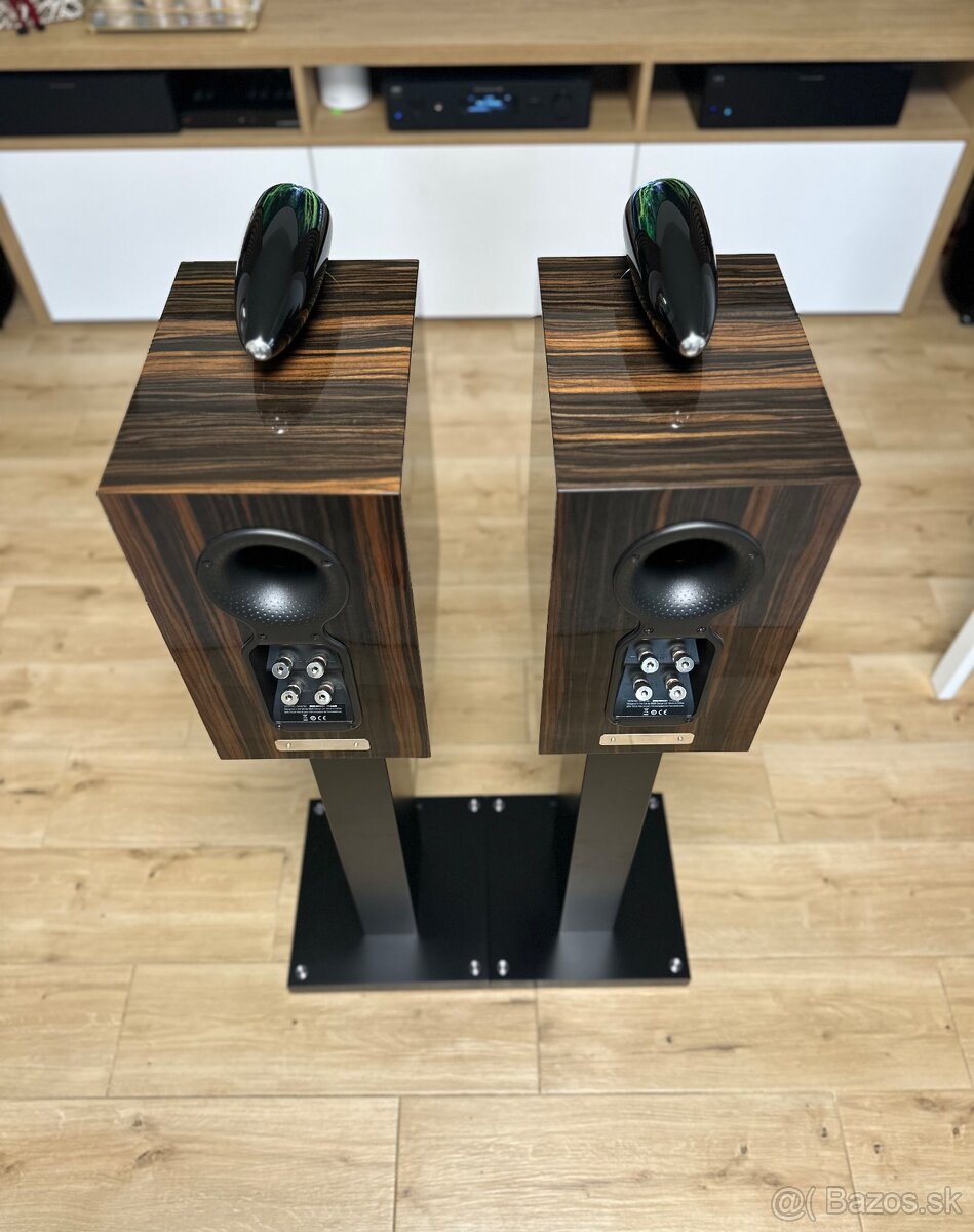 B&W 705 S2 Signature + FS-700 S2 - 12